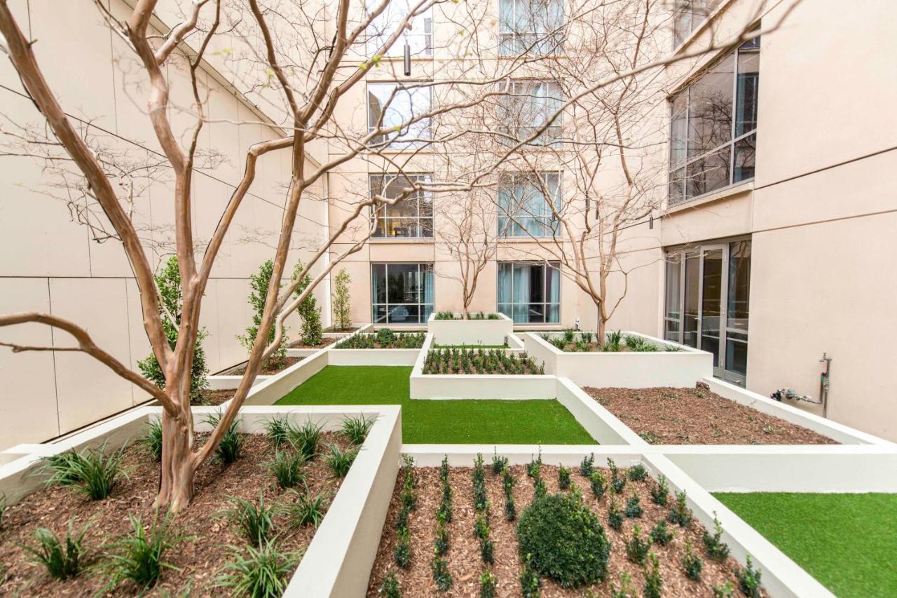 The Westin Melbourne Ξενοδοχείο Εξωτερικό φωτογραφία The courtyard at the new building