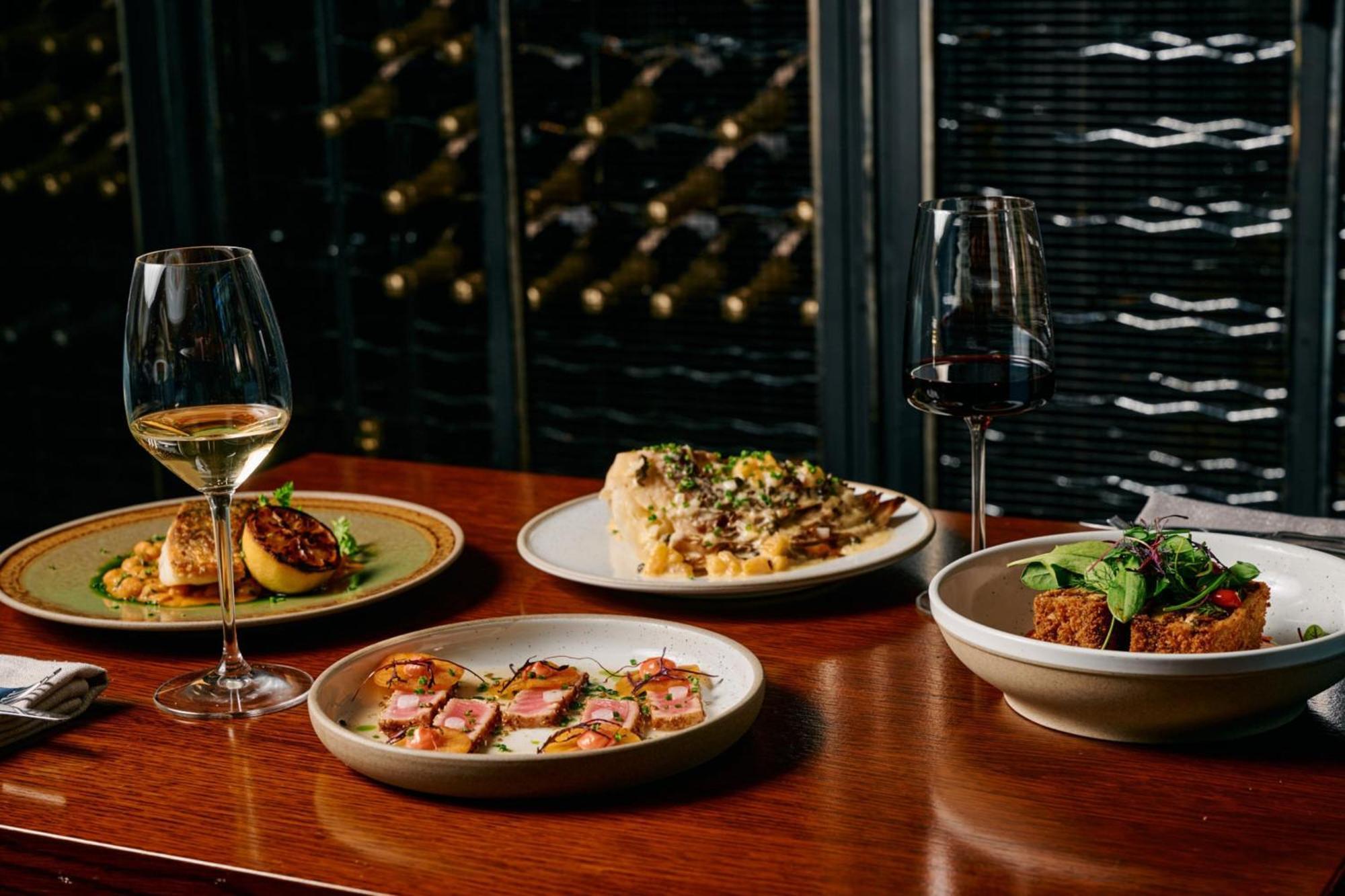 The Westin Melbourne Ξενοδοχείο Εξωτερικό φωτογραφία A selection of dishes at the restaurant
