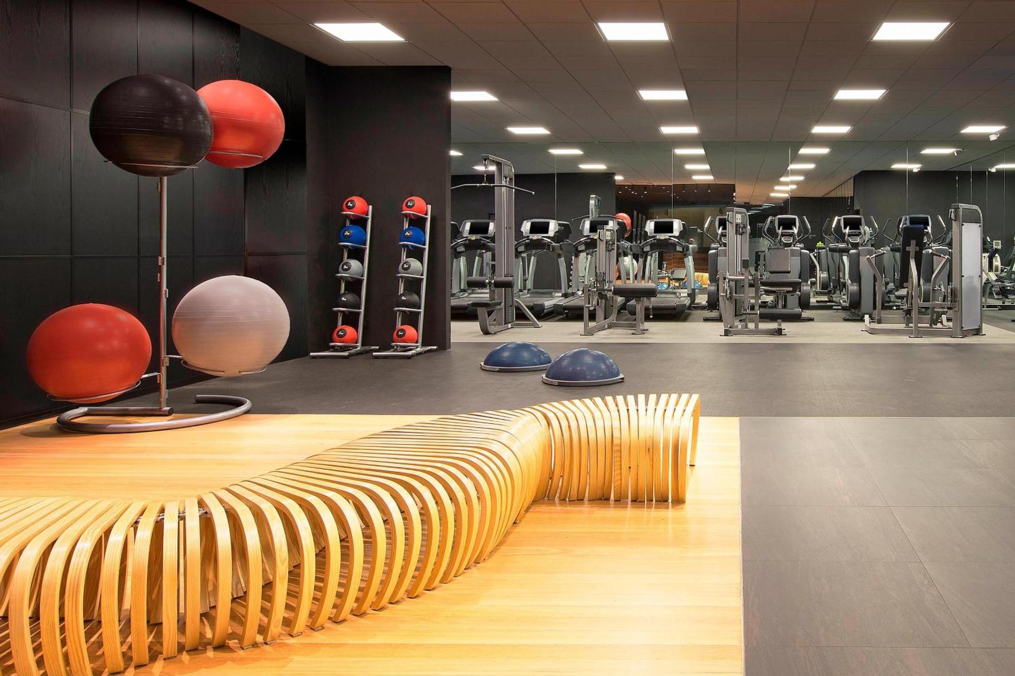 The Westin Melbourne Ξενοδοχείο Εξωτερικό φωτογραφία The gym at The Dorchester