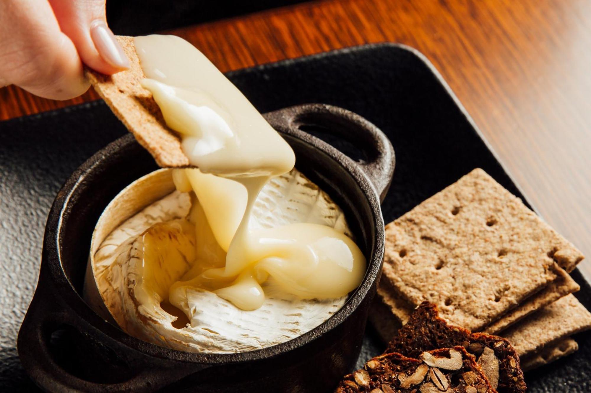 The Westin Melbourne Ξενοδοχείο Εξωτερικό φωτογραφία A cheese fondue